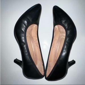 Naturalizer Black Leather Heels Size 9M
